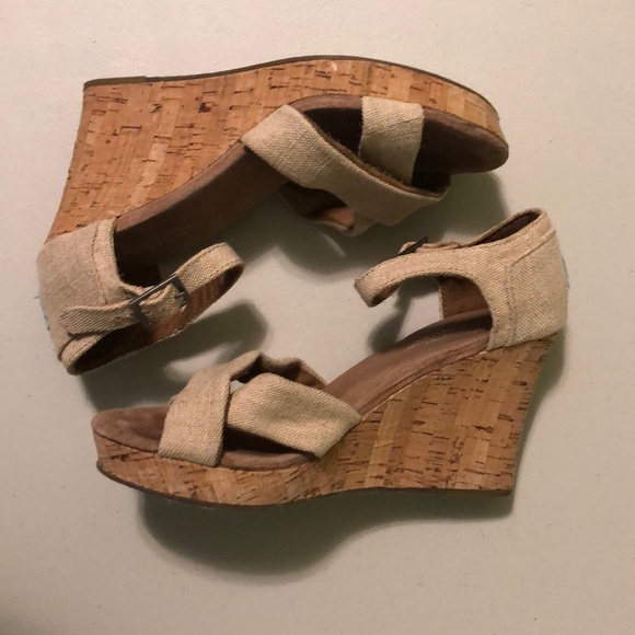 Toms Wedge Sandals - Picture 1 of 6